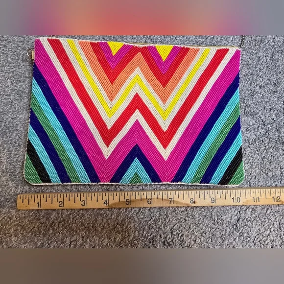 Beaded Chain Handbag Colorful Zipper Closure Inside Pocket Very Clean - Picture 4 of 6